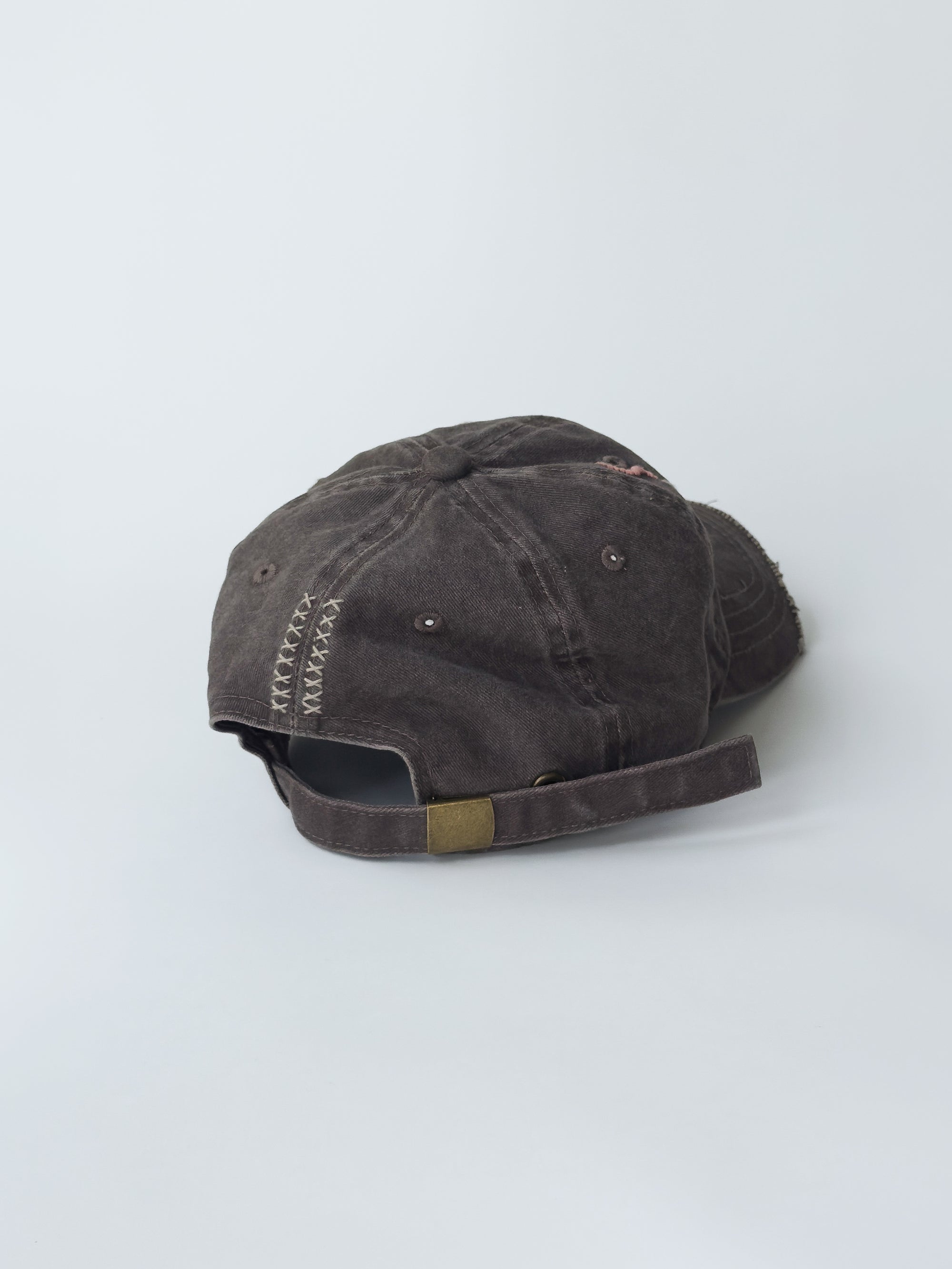 01-05 "La Casquette" Washed Brown