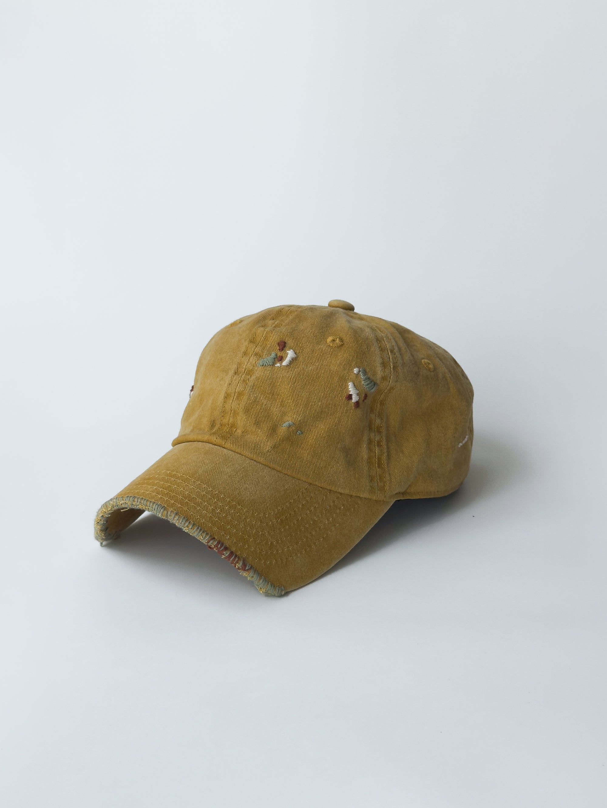 01-10 "La Casquette" Washed Gold