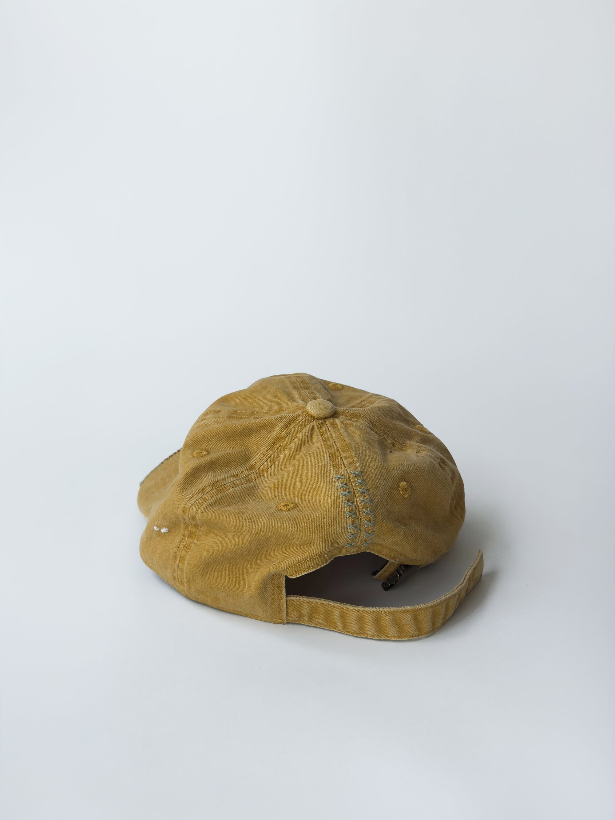 01-10 "La Casquette" Washed Gold
