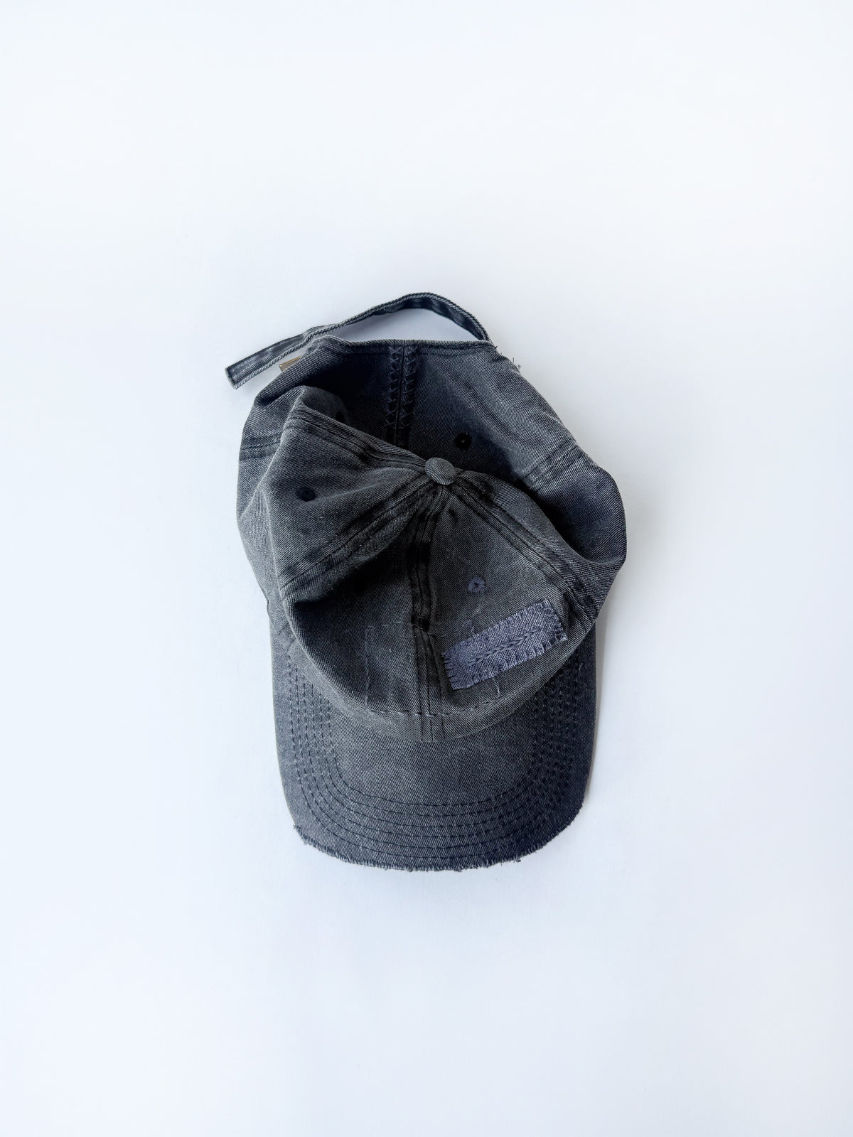 02-01 "La Casquette" Washed Black - Dark Grey