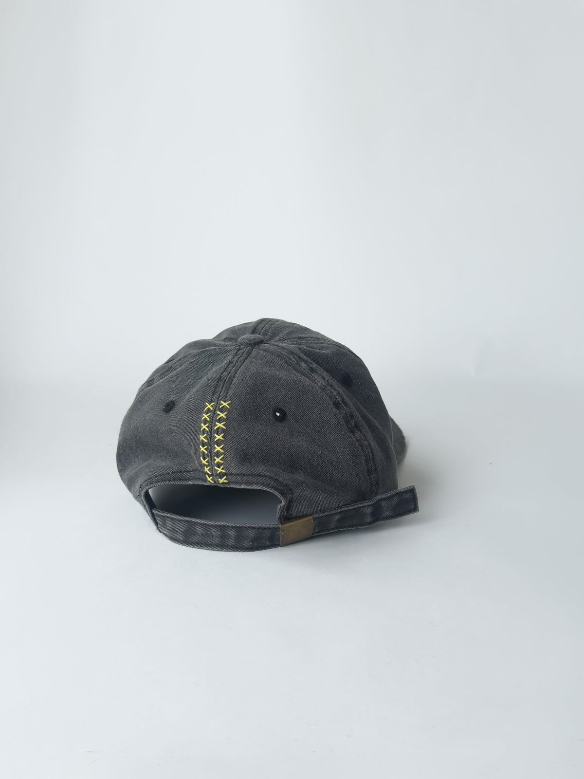 02-09 "La Casquette" Washed Black - O Collegiate Brown