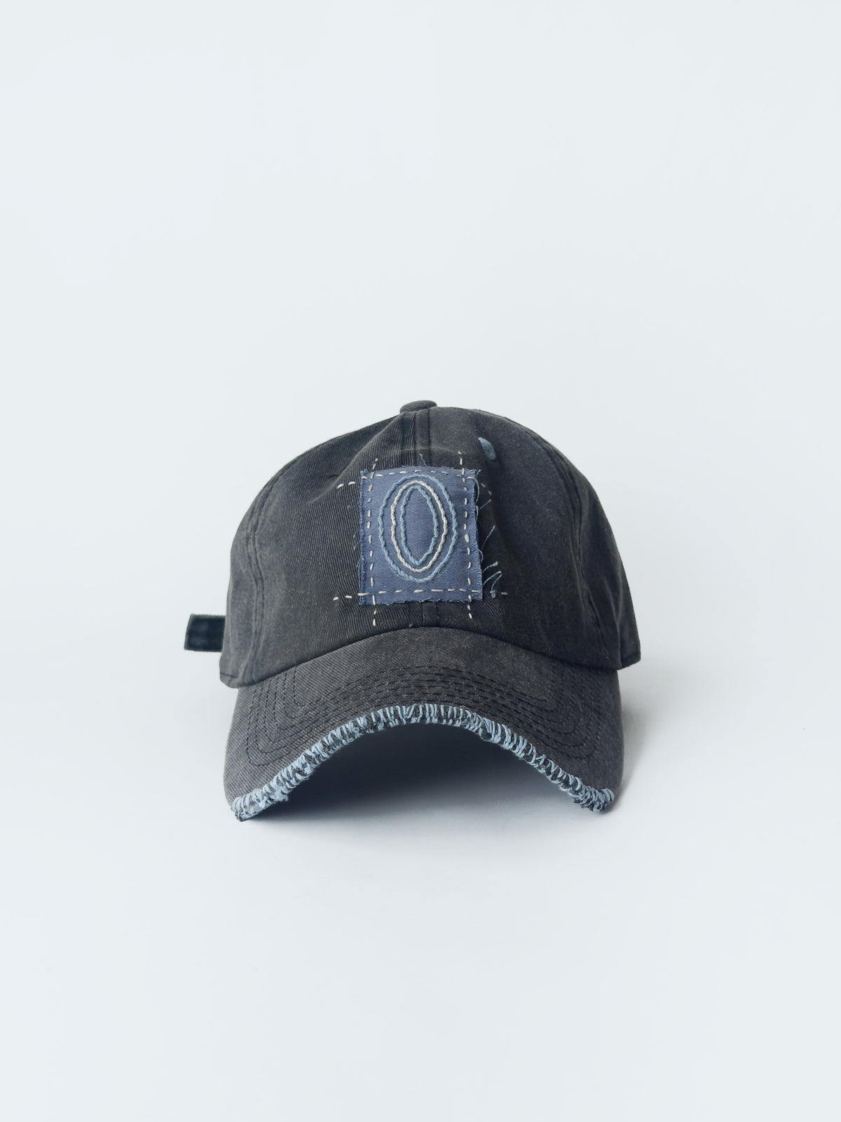 02-10 "La Casquette" Washed Black - O Canvas Blue