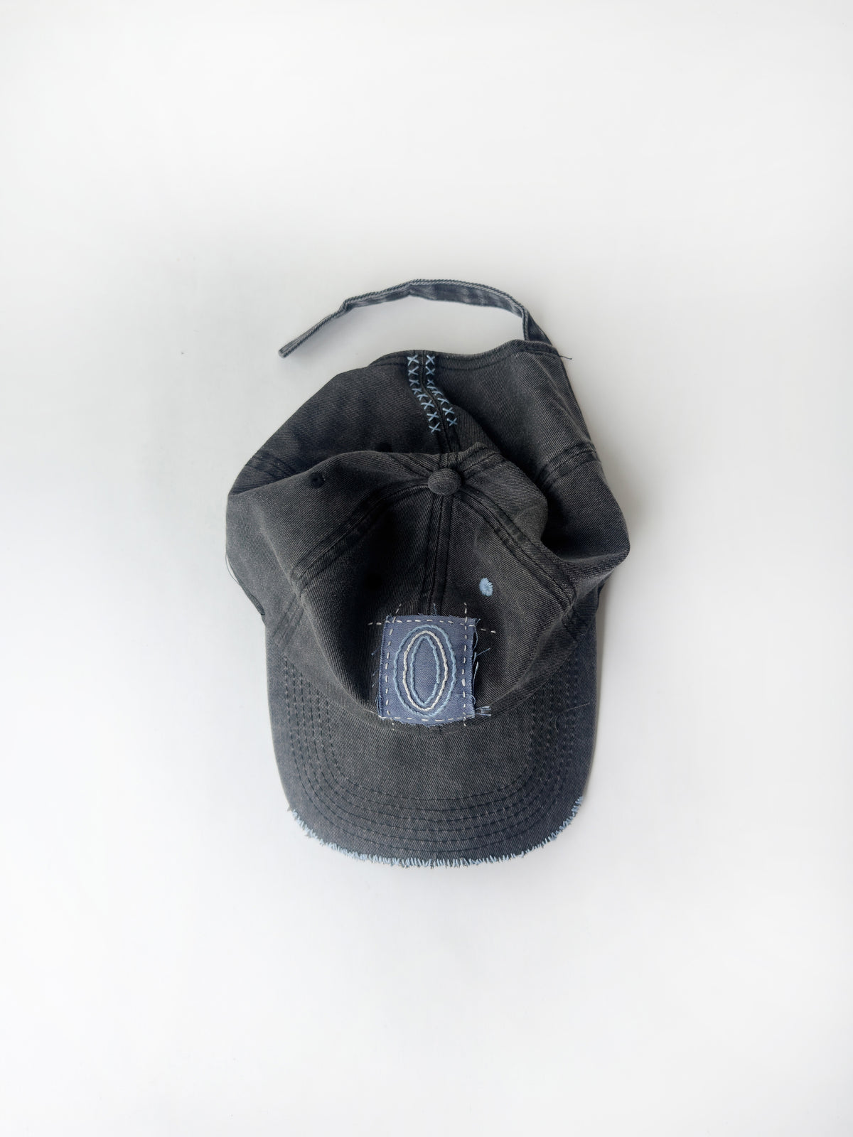 02-10 "La Casquette" Washed Black - O Canvas Blue